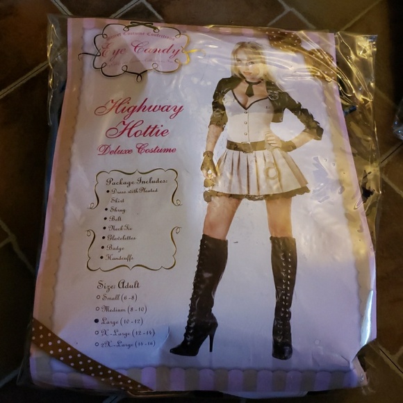 Eye candy deluxe highway hottie patrol officer cop - Picture 2 of 3